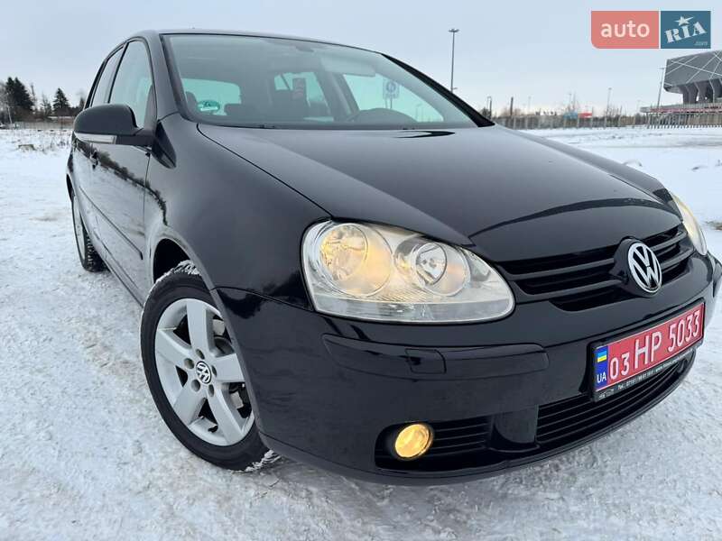 Хетчбек Volkswagen Golf 2008 в Львові