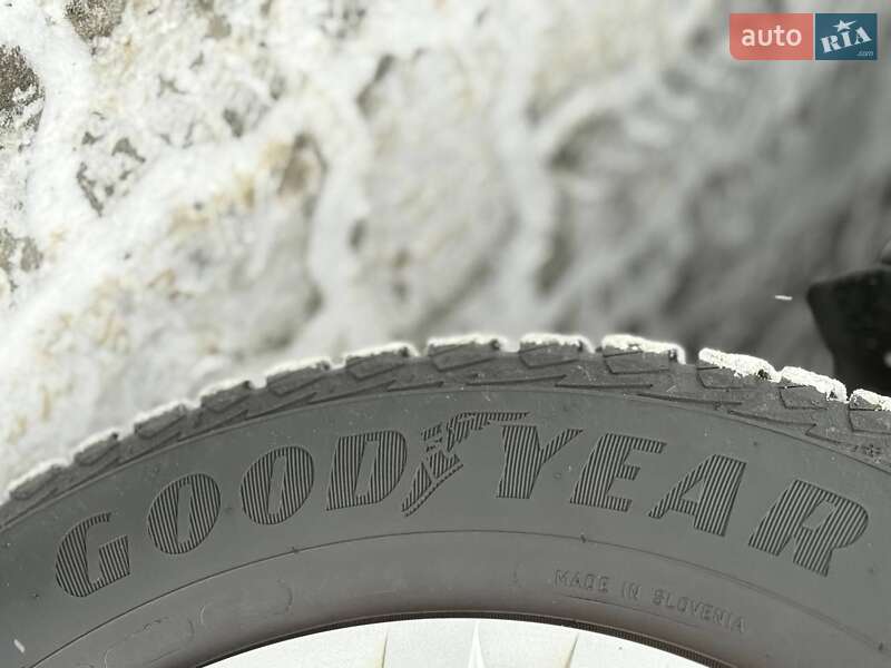 Хетчбек Volkswagen Golf 2010 в Вінниці