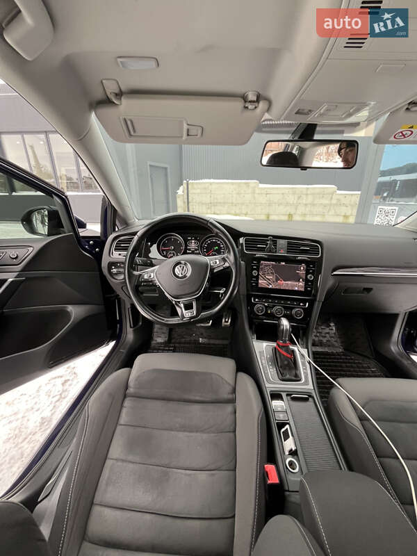 Универсал Volkswagen Golf 2017 в Львове