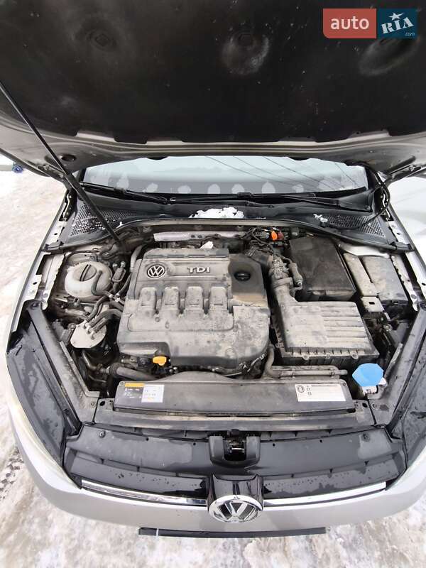 Універсал Volkswagen Golf 2014 в Львові