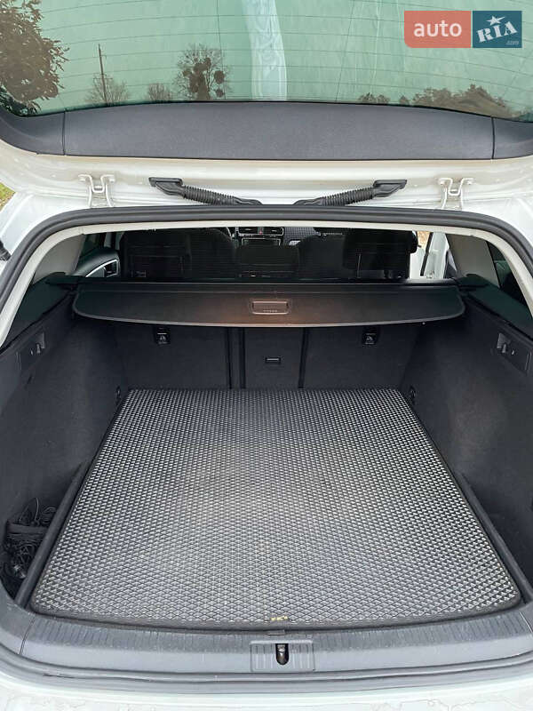 Универсал Volkswagen Golf 2015 в Львове