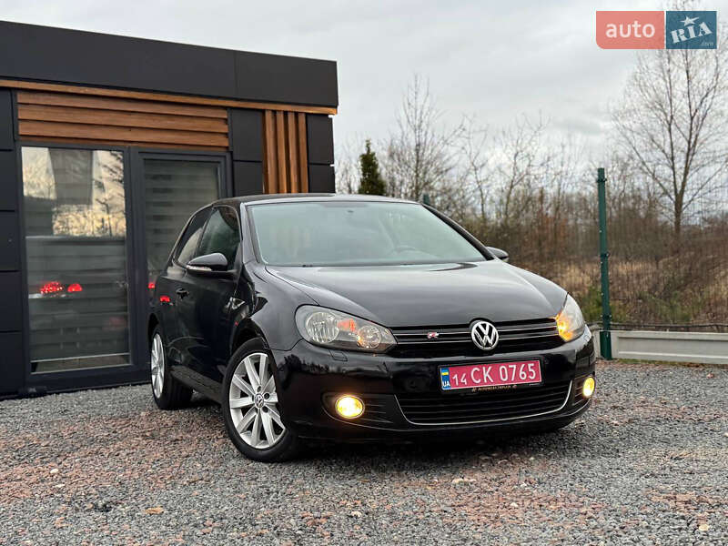 Хетчбек Volkswagen Golf 2010 в Дрогобичі