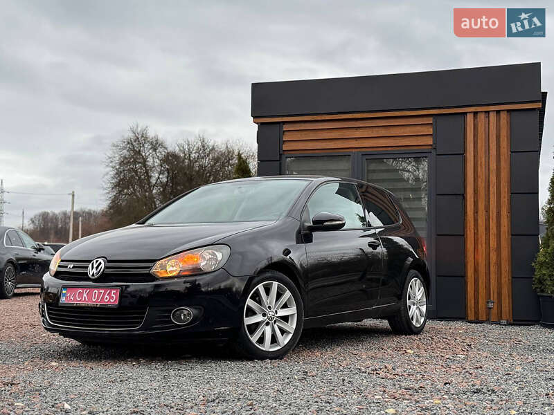 Хетчбек Volkswagen Golf 2010 в Дрогобичі