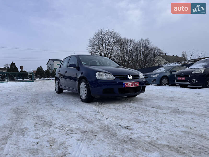 Хетчбек Volkswagen Golf 2007 в Звенигородці