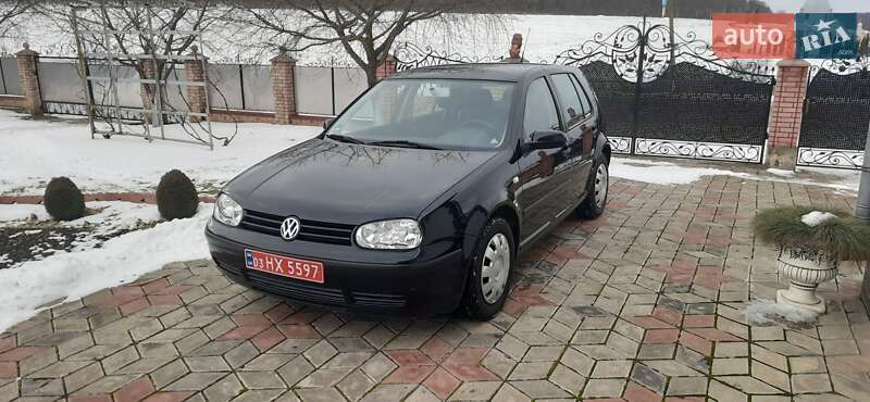Хетчбек Volkswagen Golf 2001 в Бучачі