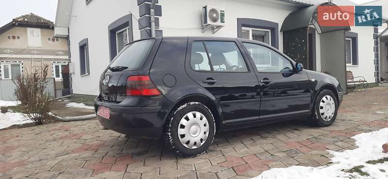 Хетчбек Volkswagen Golf 2001 в Бучачі