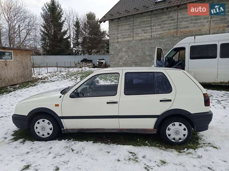 Хэтчбек Volkswagen Golf 1993 в Ивано-Франковске
