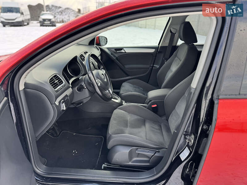 Хетчбек Volkswagen Golf 2009 в Луцьку