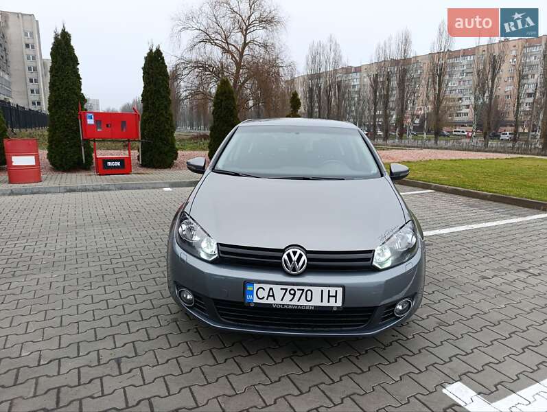 Хэтчбек Volkswagen Golf 2012 в Черкассах