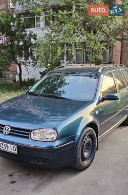 Універсал Volkswagen Golf 2001 в Вінниці
