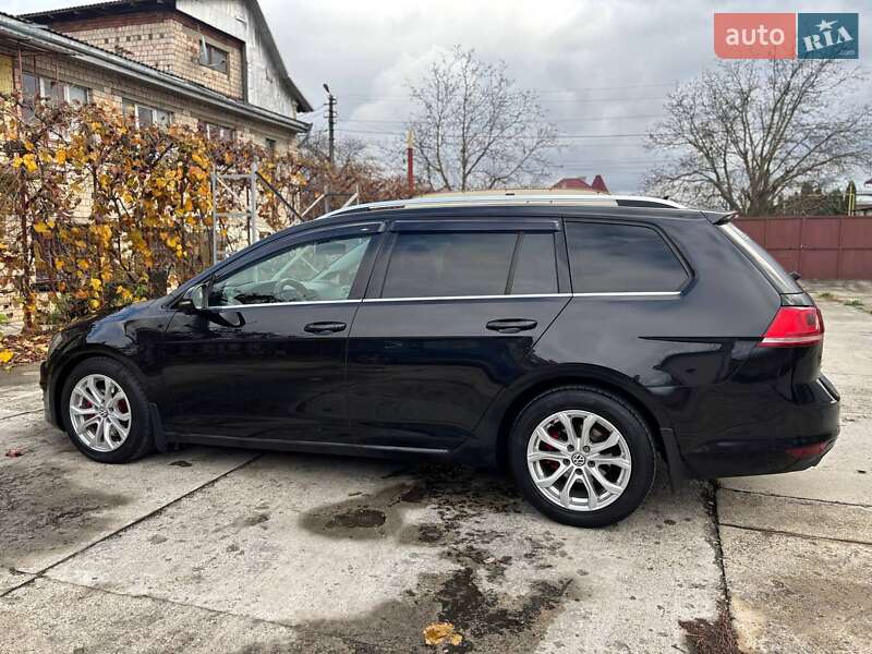 Универсал Volkswagen Golf 2013 в Глыбокой