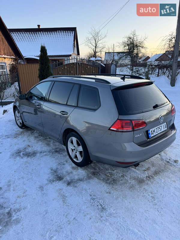 Універсал Volkswagen Golf 2013 в На Новій Борові