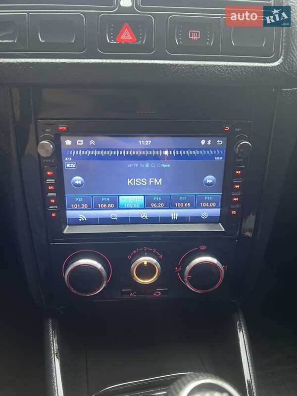 Универсал Volkswagen Golf 2000 в Полтаве