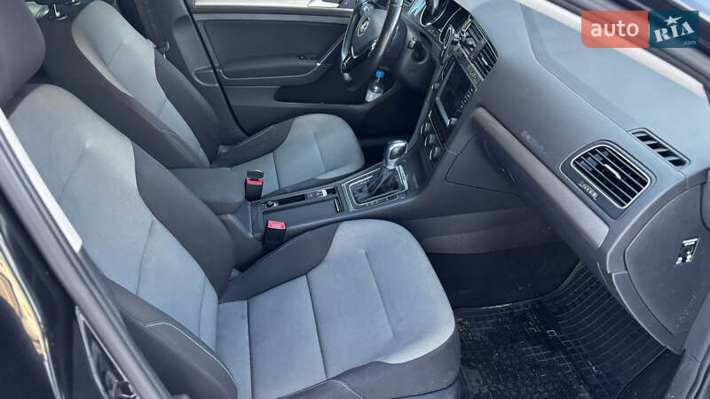 Хэтчбек Volkswagen Golf 2014 в Ровно фото 12 Хэтчбек Volkswagen Golf 2014 в Ровно