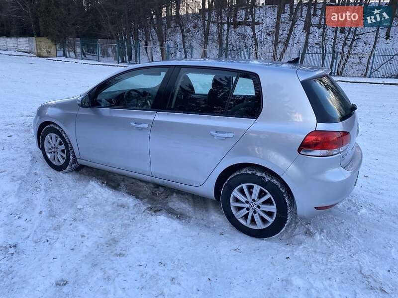 Хетчбек Volkswagen Golf 2011 в Львові фото 3 Хетчбек Volkswagen Golf 2011 в Львові
