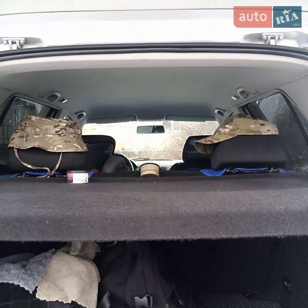 Хэтчбек Volkswagen Golf 2001 в Ладыжине