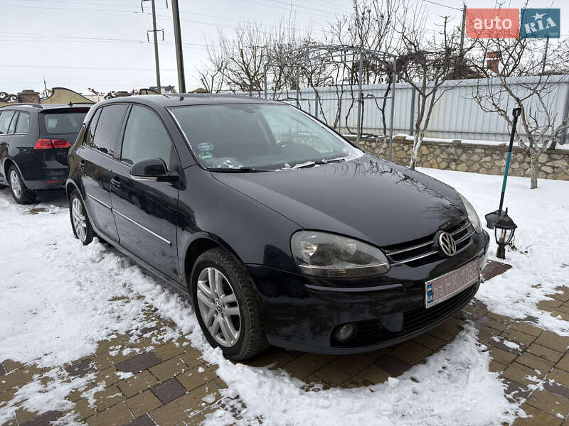 Хэтчбек Volkswagen Golf 2008 в Тернополе