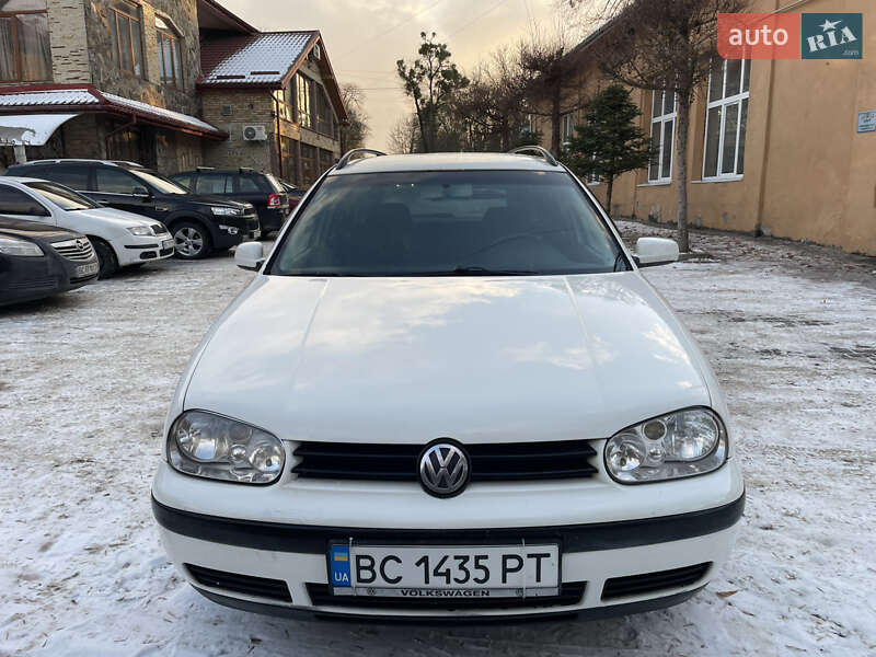 Универсал Volkswagen Golf 2001 в Львове