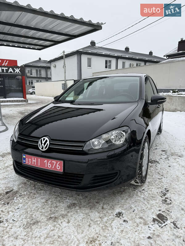 Хэтчбек Volkswagen Golf 2010 в Белой Церкви