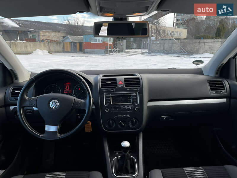Хетчбек Volkswagen Golf 2008 в Луцьку фото 13 Хетчбек Volkswagen Golf 2008 в Луцьку