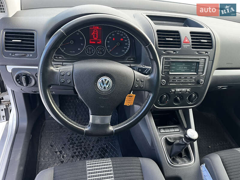 Хетчбек Volkswagen Golf 2008 в Луцьку фото 18 Хетчбек Volkswagen Golf 2008 в Луцьку