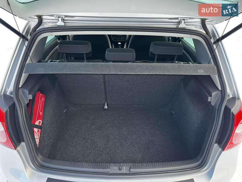 Хетчбек Volkswagen Golf 2008 в Луцьку фото 28 Хетчбек Volkswagen Golf 2008 в Луцьку