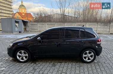 Хэтчбек Volkswagen Golf 2010 в Ужгороде