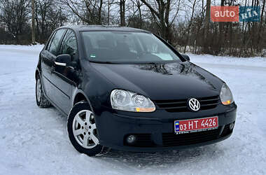 Хетчбек Volkswagen Golf 2006 в Коростені