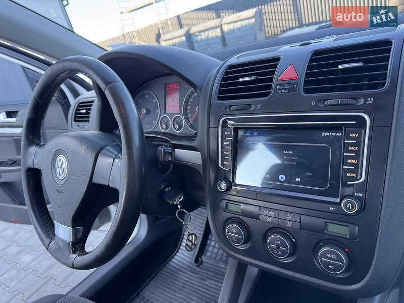 Універсал Volkswagen Golf 2009 в Володимирі