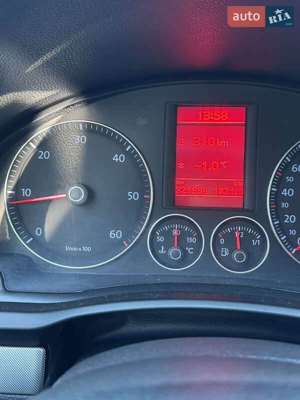 Універсал Volkswagen Golf 2009 в Володимирі