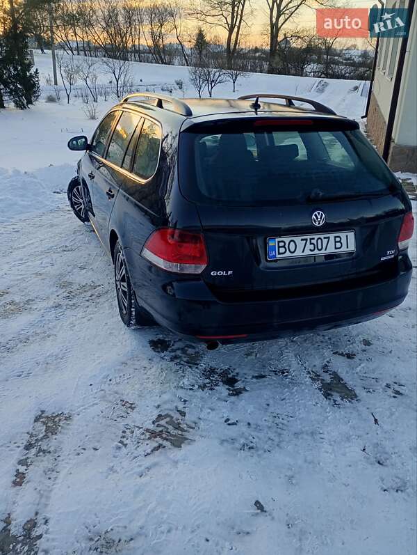 Універсал Volkswagen Golf 2012 в Тернополі