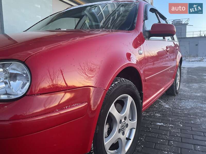 Універсал Volkswagen Golf 2006 в Тернополі