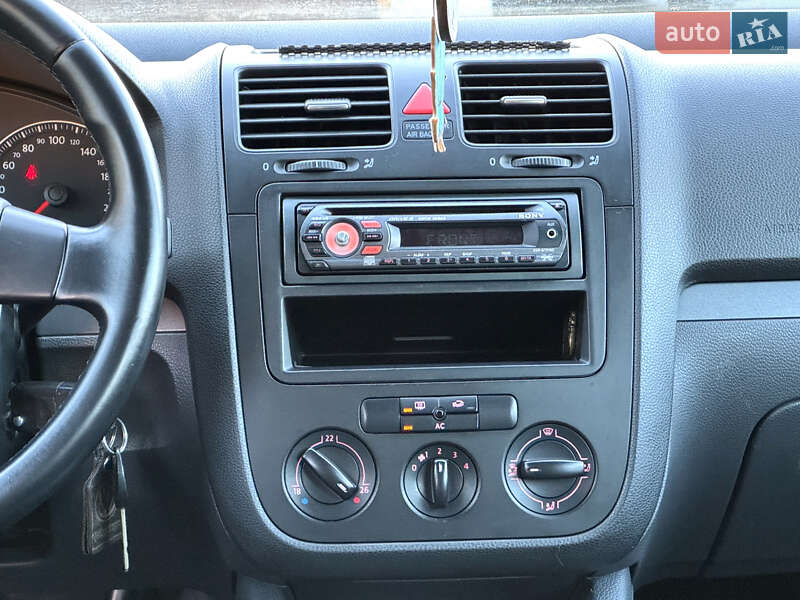 Универсал Volkswagen Golf 2007 в Самборе