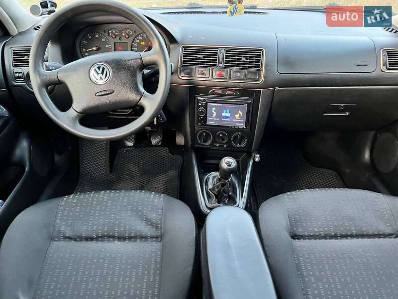 Універсал Volkswagen Golf 2002 в Слов'янську