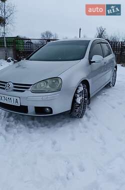Хэтчбек Volkswagen Golf 2004 в Шепетовке