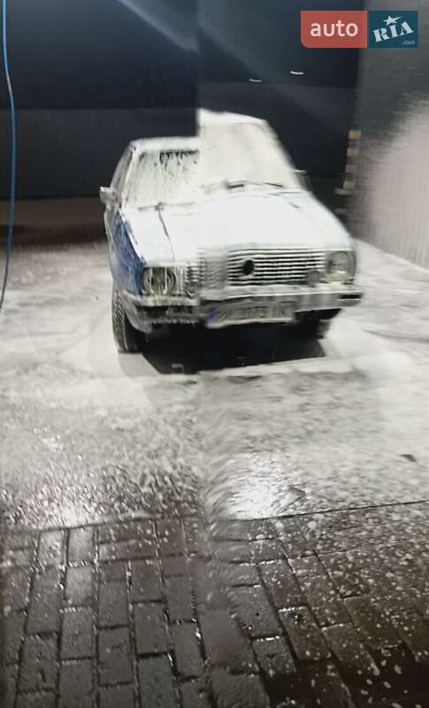 Хетчбек Volkswagen Golf 1987 в Здолбуніві