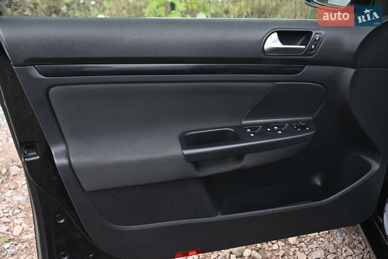 Универсал Volkswagen Golf 2010 в Бердичеве фото 16 Универсал Volkswagen Golf 2010 в Бердичеве