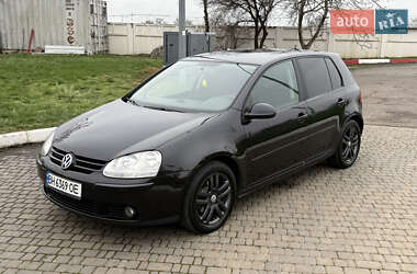 Хэтчбек Volkswagen Golf 2008 в Одессе