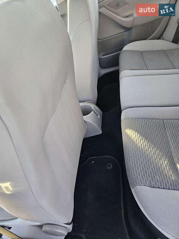 Универсал Volkswagen Golf 2010 в Луцке