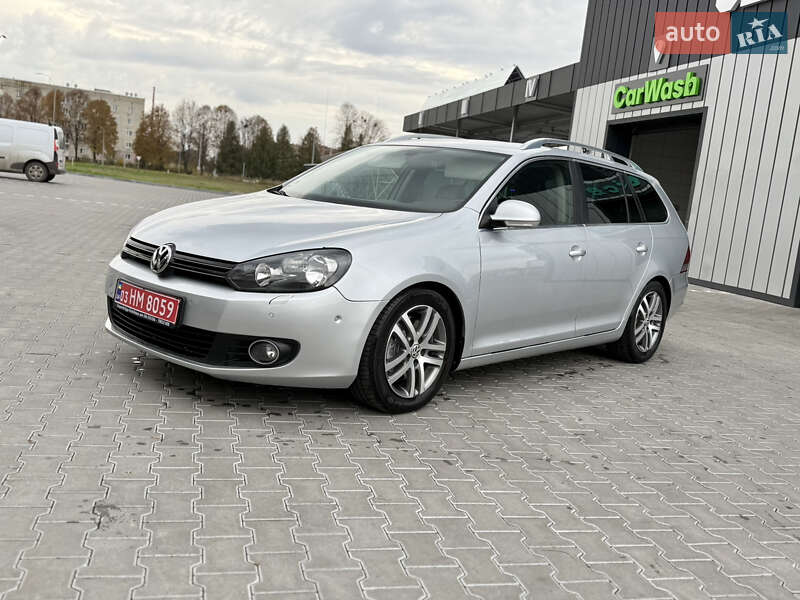 Універсал Volkswagen Golf 2011 в Володимирі