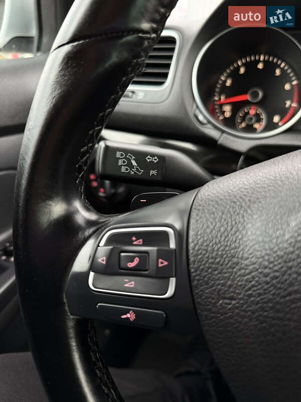 Універсал Volkswagen Golf 2011 в Володимирі