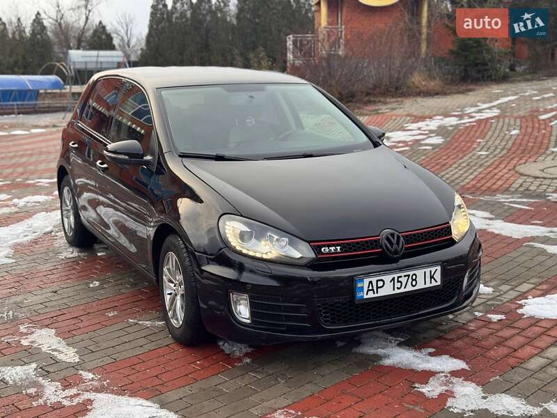 Хэтчбек Volkswagen Golf 2009 в Запорожье