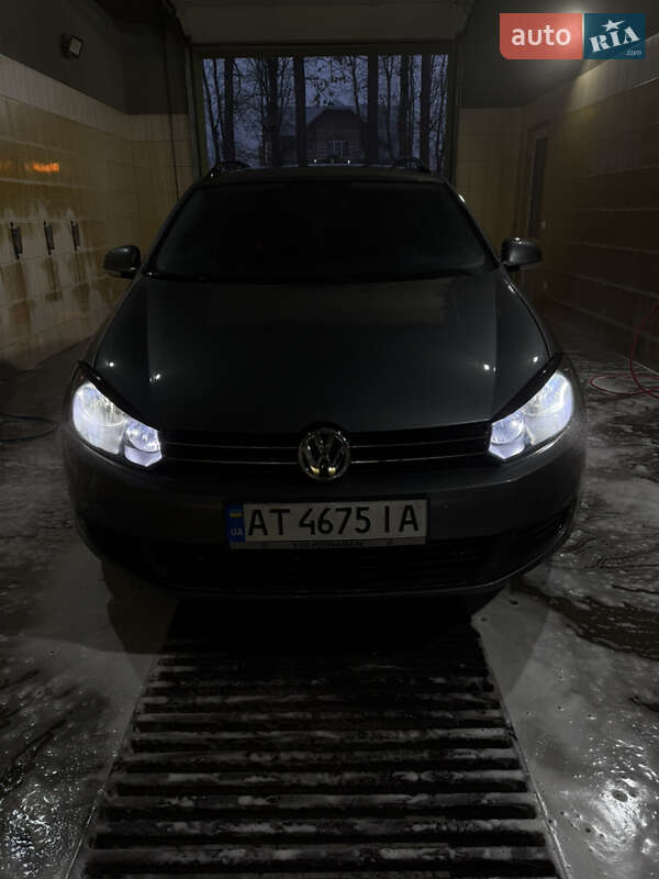 Універсал Volkswagen Golf 2012 в Богородчанах