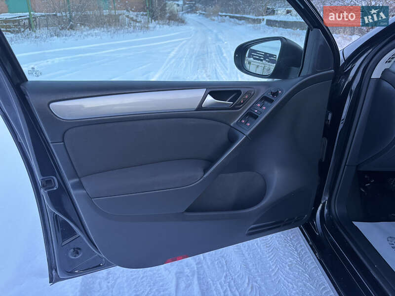 Хэтчбек Volkswagen Golf 2008 в Бердичеве фото 16 Хэтчбек Volkswagen Golf 2008 в Бердичеве