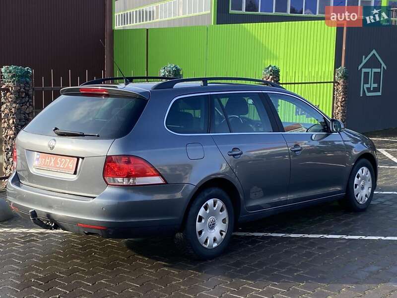 Универсал Volkswagen Golf 2009 в Вознесенске