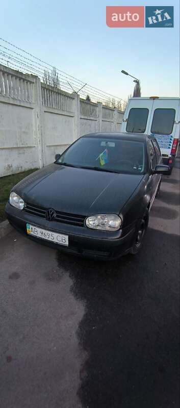 Volkswagen Golf 2000