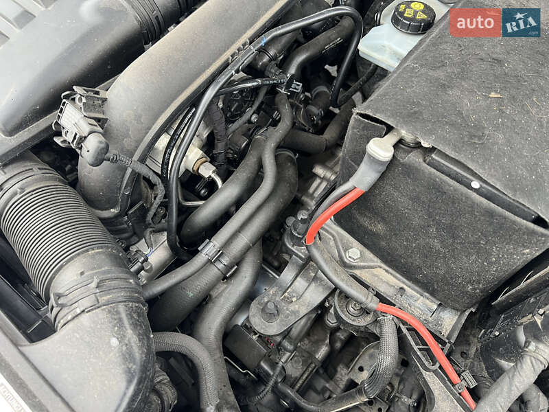 Універсал Volkswagen Golf 2015 в Луцьку