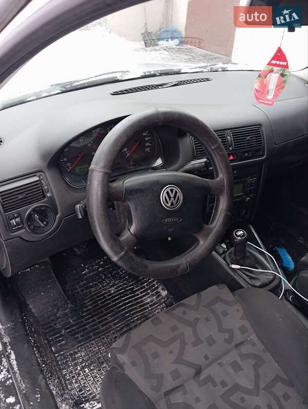 Хэтчбек Volkswagen Golf 1998 в Тернополе