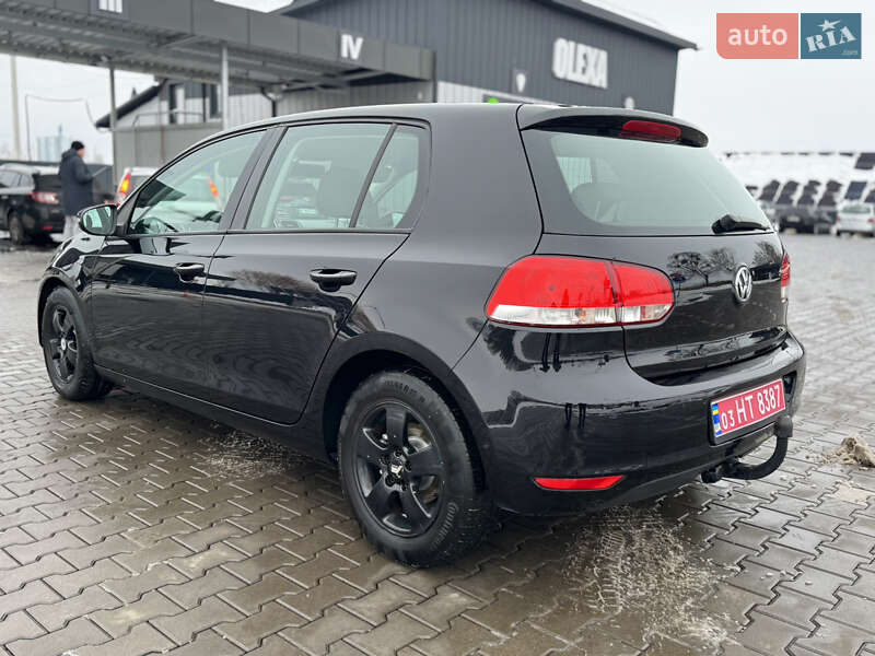 Хэтчбек Volkswagen Golf 2009 в Владимире