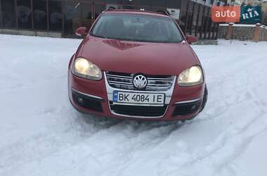 Универсал Volkswagen Golf 2009 в Ровно